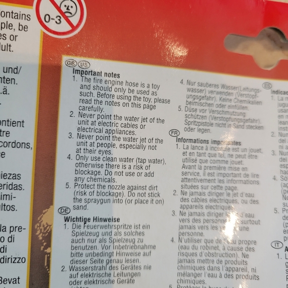 NWT firefighter wearable water gun - Picture 2 of 8